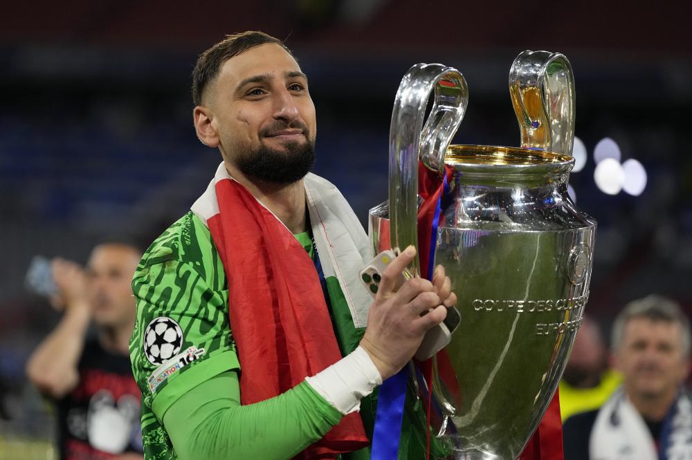 今夜时隔1个月重回伯纳乌！皇马此前六连客：2胜3平1负